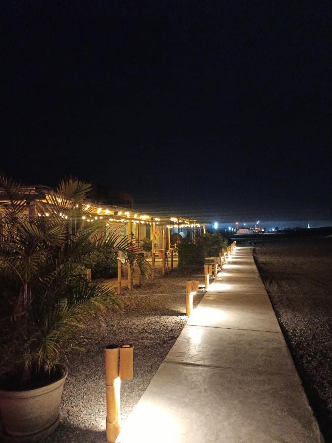 Sole Paracas Buitenkant foto